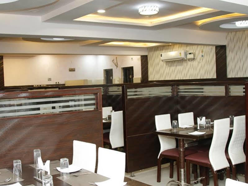 Hotel Mars Čennai Exteriér fotografie